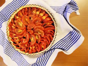 Provencale Tomato and Tapenade Tarte Fine | Cake + Whisky