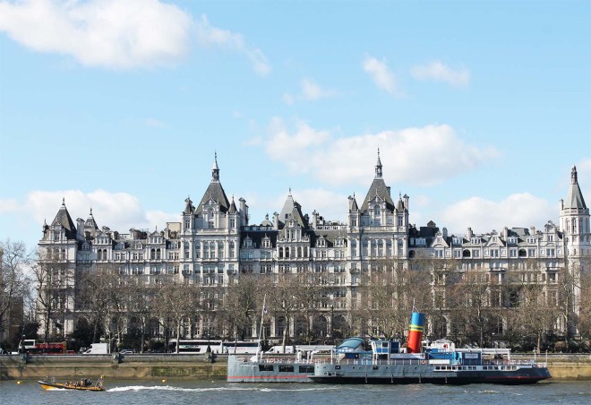Best things to do in London: a walk along the Thames | Cake + Whisky